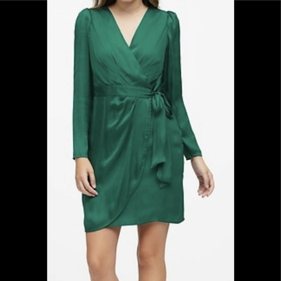 Banana Republic Emerald Puff Sleeve Wrap Dress - Picture 2 of 5